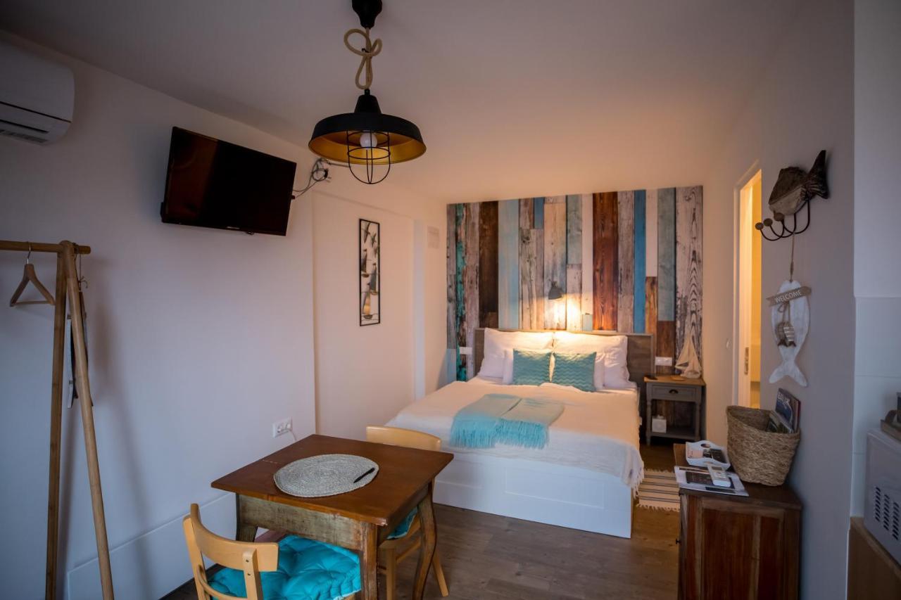 Bacchus Apartman - Borbarlang, Badacsony Badacsonytomaj Exterior foto